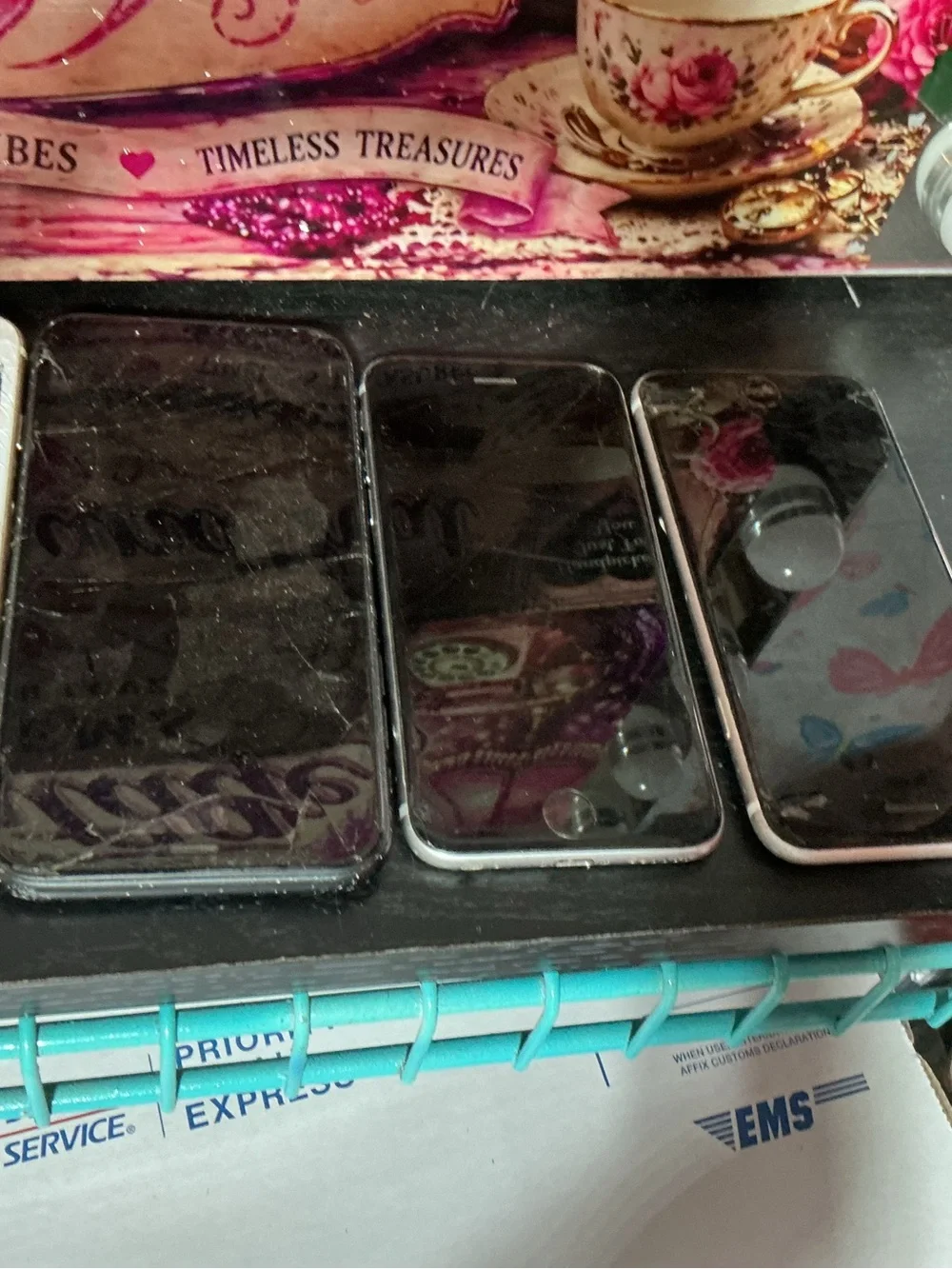 4 broken iPhones 4 broken iPhones see pictures pictures